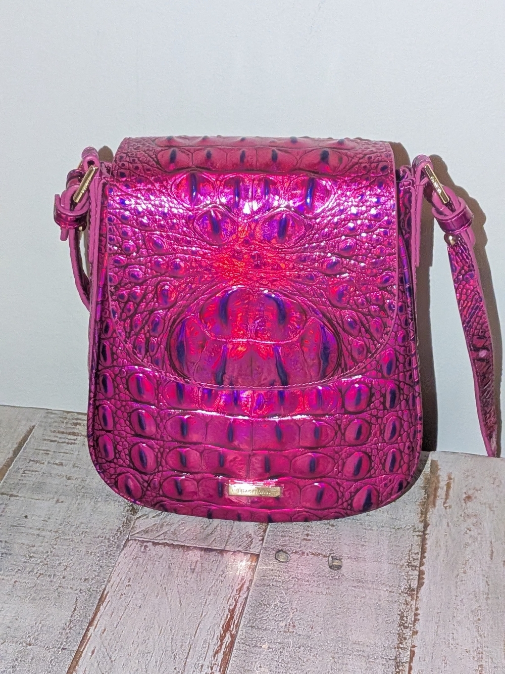 Pink Croc-Embossed Crossbody Bag - Shiny Pink